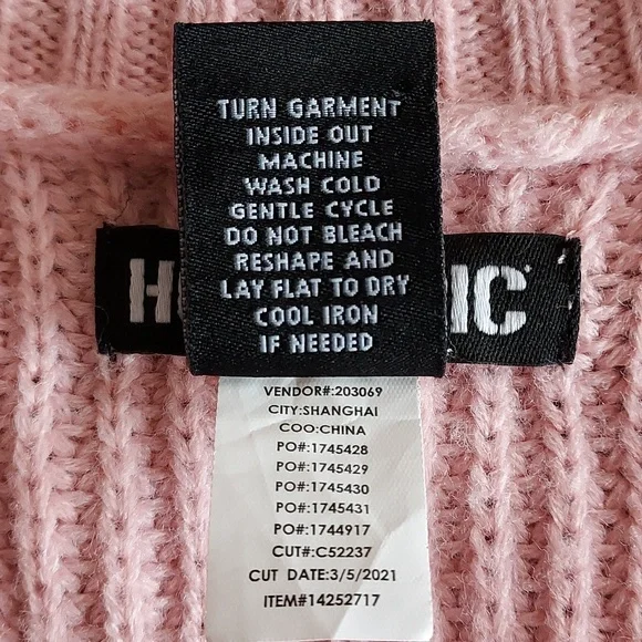 Hot Topic Pink & White Kawaii Wings Embroidered Long Sleeve Cardigan Size XL - Picture 9 of 9